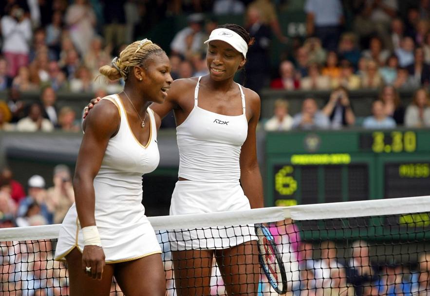 Wimbledon 2002: nella finale in famiglia ancora una volta Serena supera la sorella Venus (Reuters)